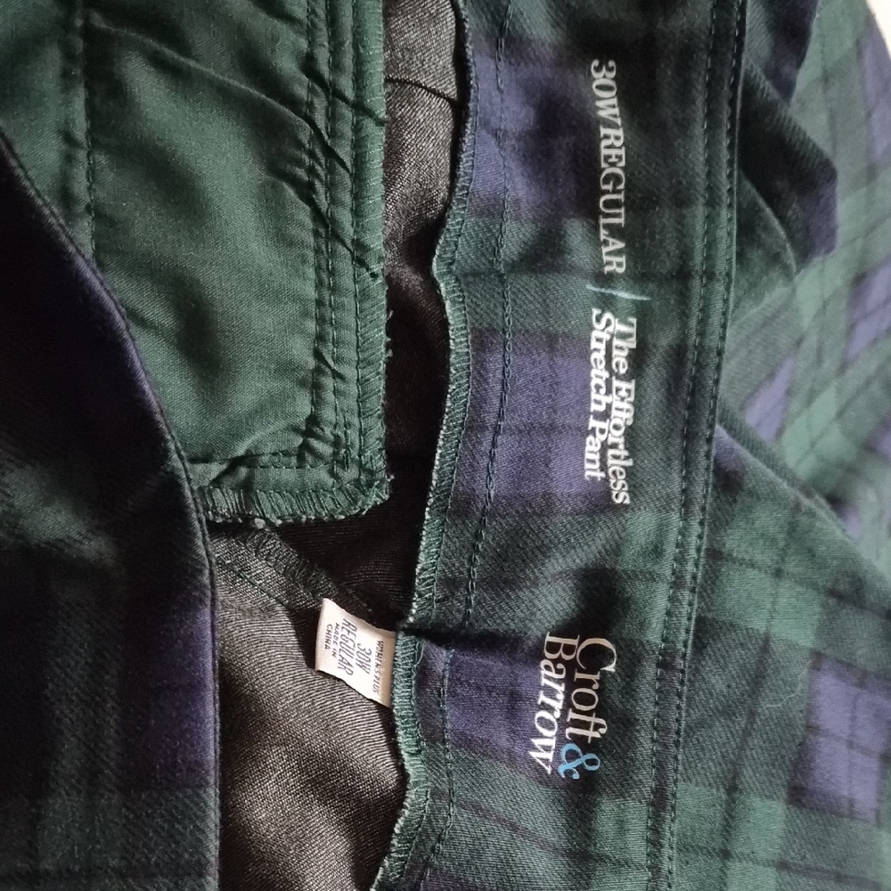 NWT Croft & Barrow Navy and Forest Plaid Pants Size 30W - Picture 4 of 8